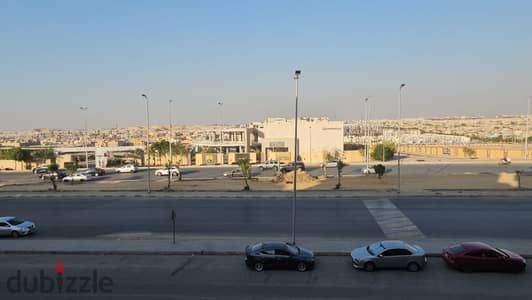 Apartment for sale in North Lotus – Fifth Settlement; 220 sqm, semi-finished, immediate delivery, directly on the main street.