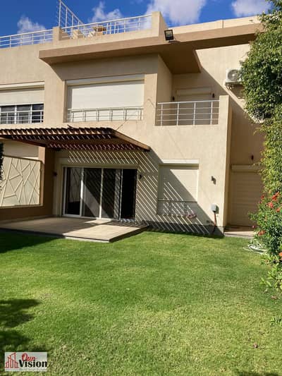 Villa townhouse for sale in Grand Heights Compound 290m buildings 290m land area three floors ground, first, roof 4 rooms 4 bathrooms living reception 4 pieces spacious kitchen, bargeoul