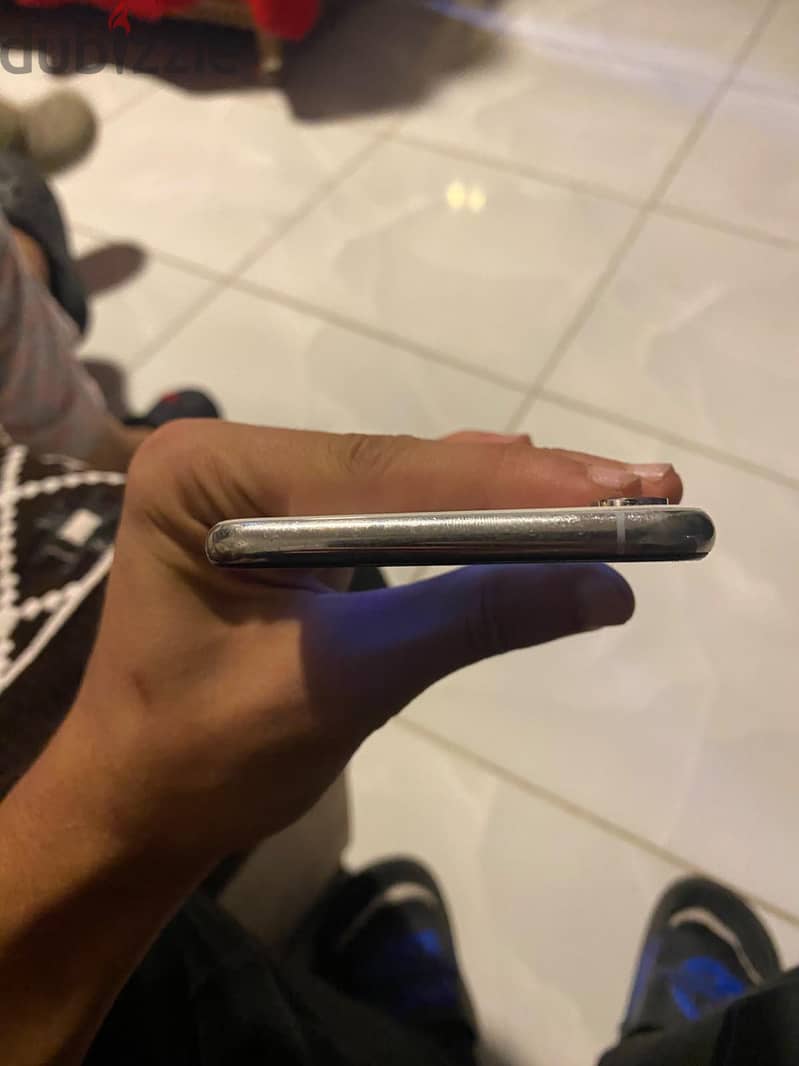 Apple - iPhone XS Max 1