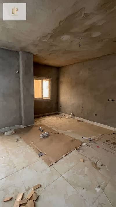 Apartment for sale in Al-Andalus 2 minutes from Najmah Heliopolis, close to the southern 90th street and the American University.