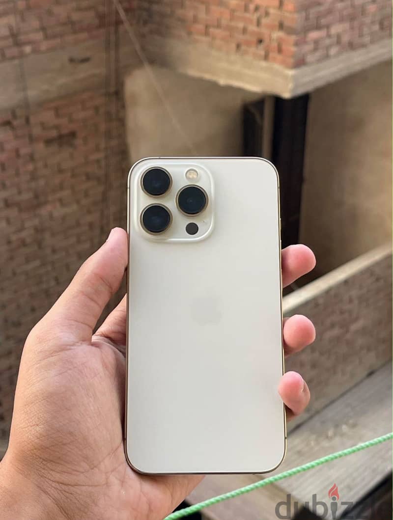 Apple - iPhone 13 Pro 1