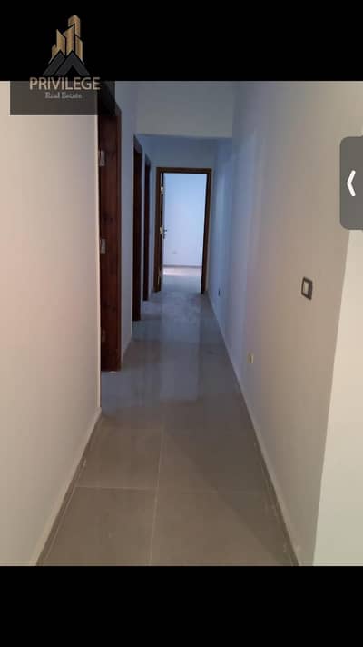 Office apartment for rent in the Southern Lotus with a prime location