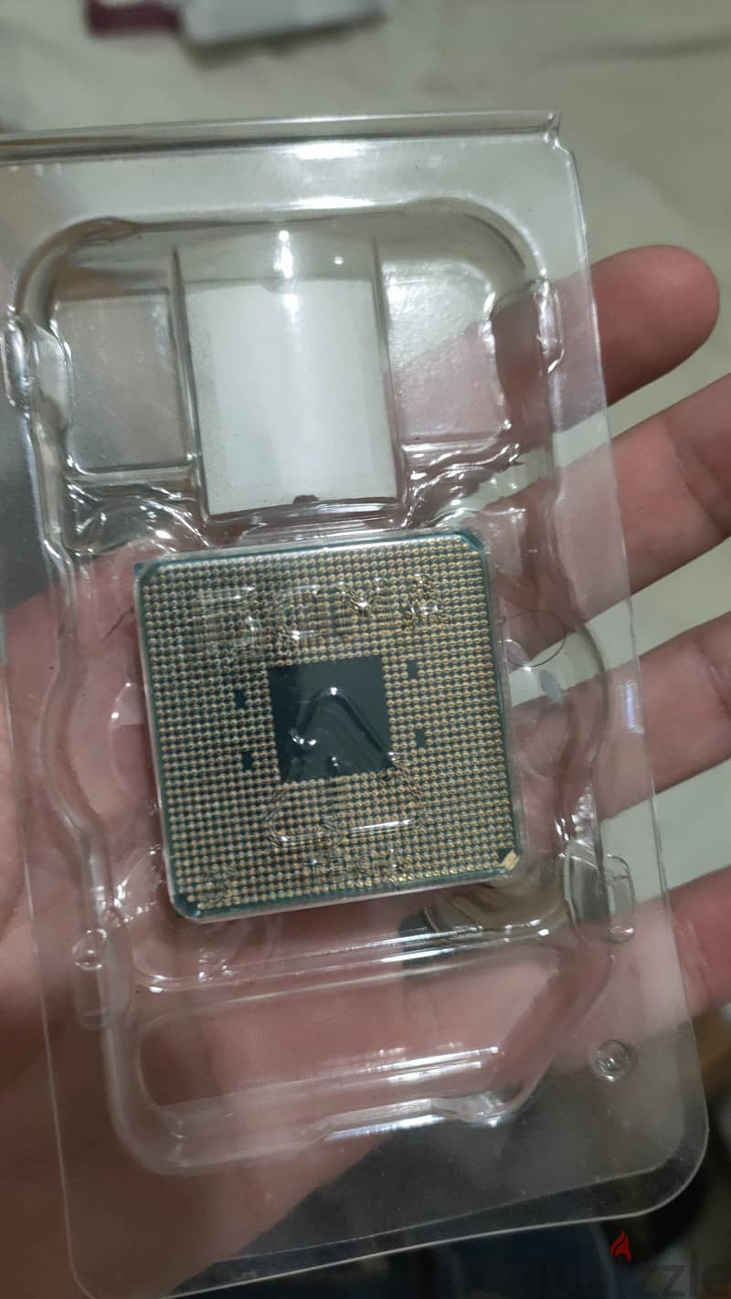 Ryzen 5 3500x tray 1
