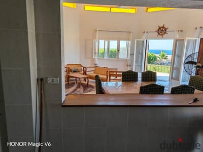 For sale, a distinguished villa in Ramla Bahri with a sea view.