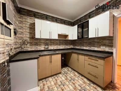 Apartment for sale in the Third District villas, Fifth Settlement; located on a typical upper floor and featuring high-end, designer-style finishing.