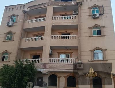 8th District (Buildings)