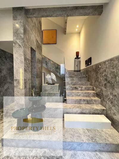 Immediate delivery opportunity!! Middle Townhouse in Ivy Residence with 283 sqm BUA + 103 sqm roof + 123 sqm garden, with flexible payment plans up to 7 years.