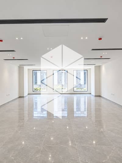 155 sqm Office for Rent in Park Street