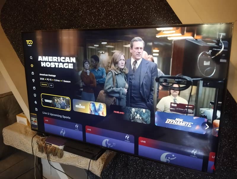 Smart TV 55 Inch like New 10
