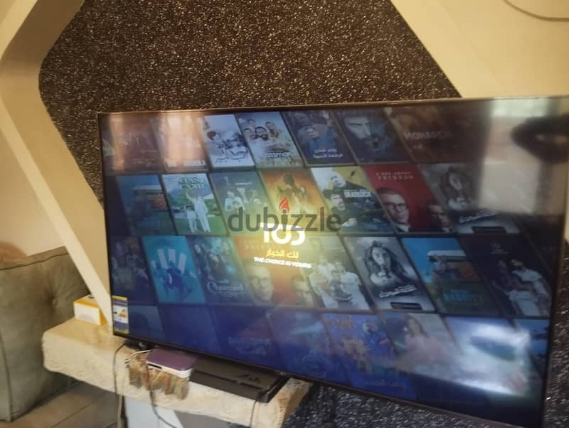 Smart TV 55 Inch like New 15
