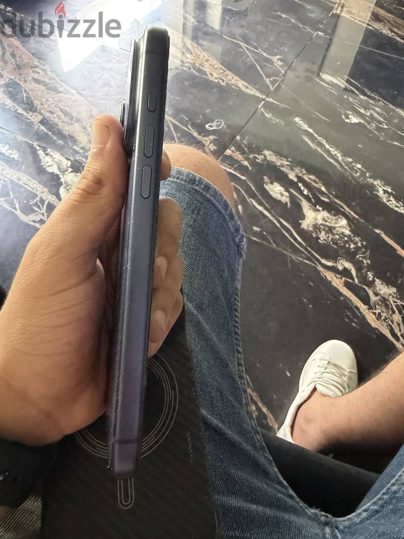 Apple - iPhone 17 Pro Max 4