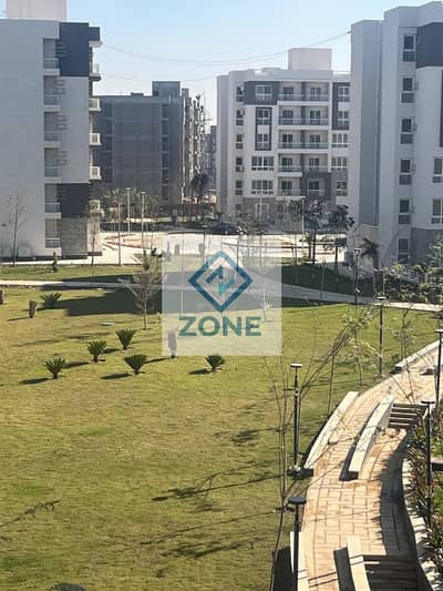 للايجار قانون بسعر لقطه 3نوم 2حمام مساحه 116 فى البى12 فيو جاردن
