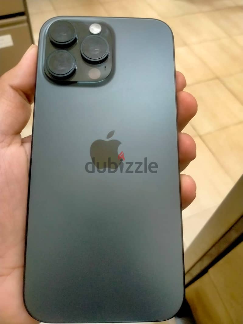 Apple - iPhone 16 Pro Max 2