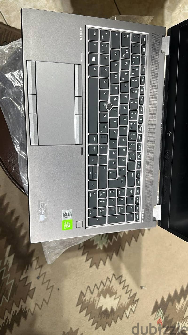 white store laptop 2