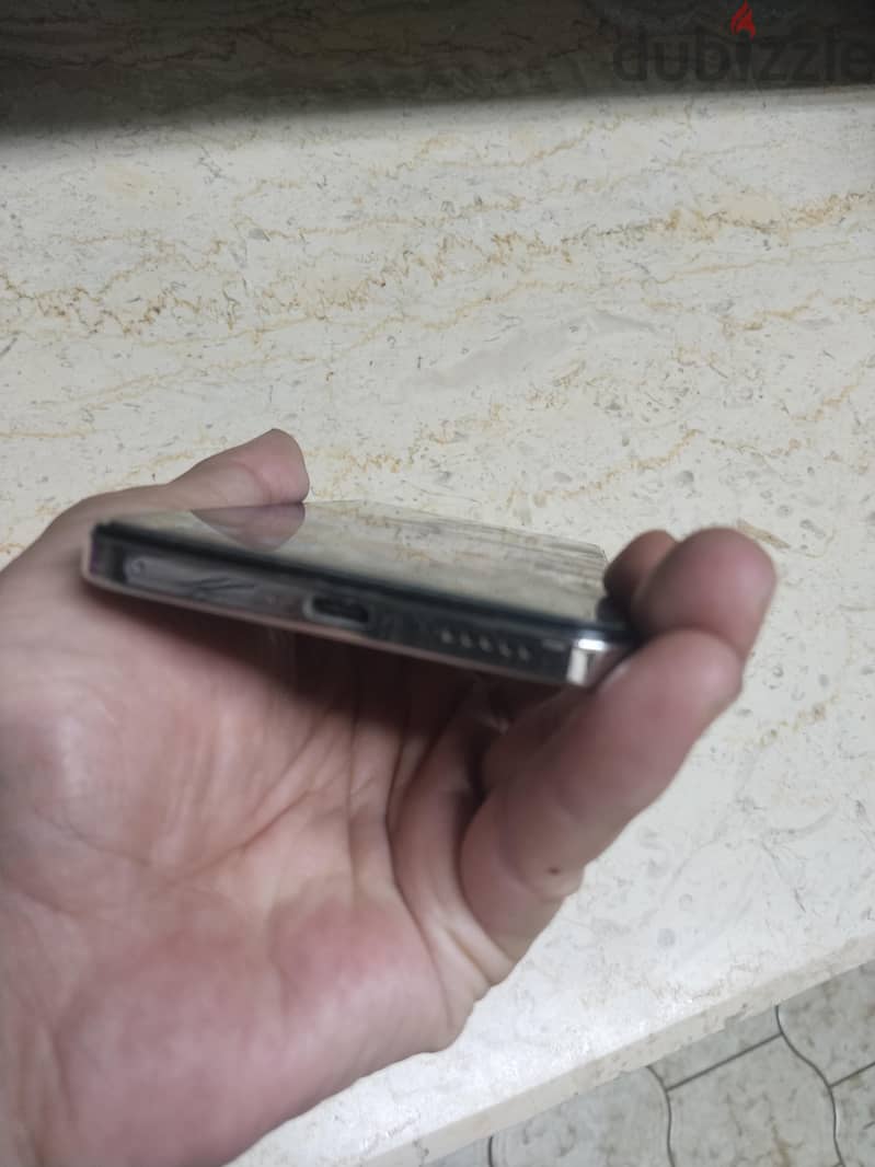 Vivo V40 lite 1
