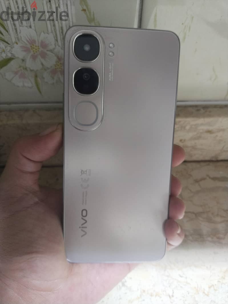 Vivo V40 lite 5