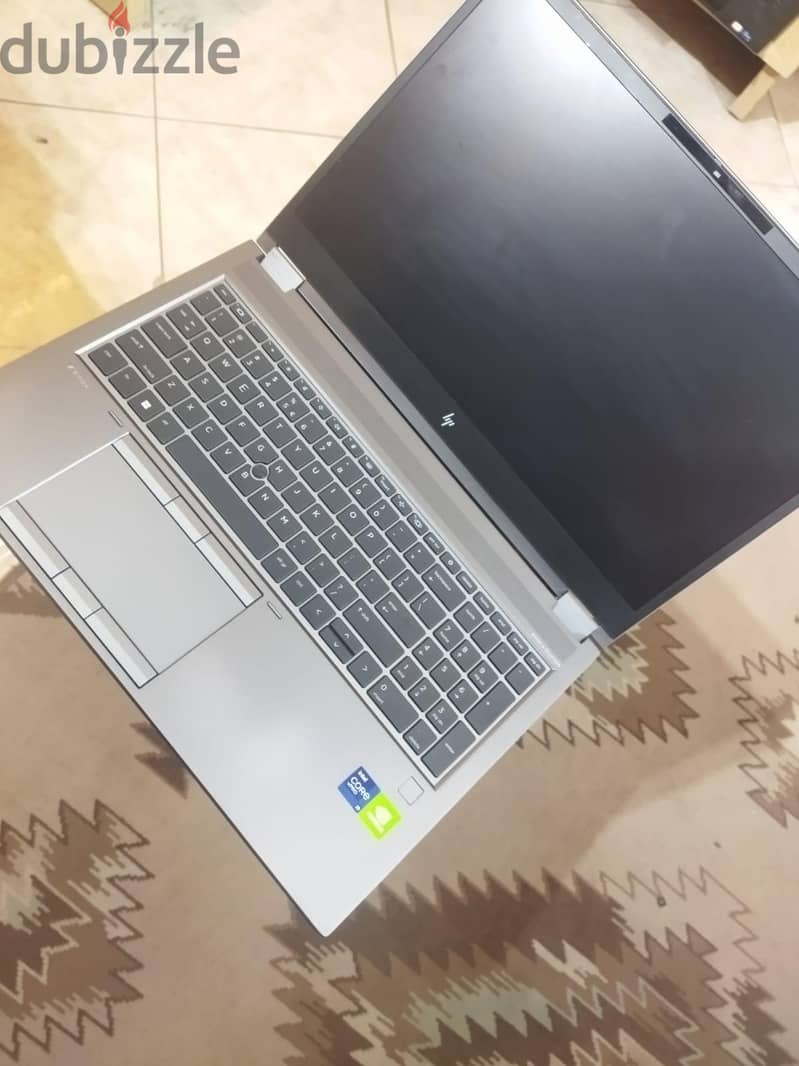 white store laptop 2