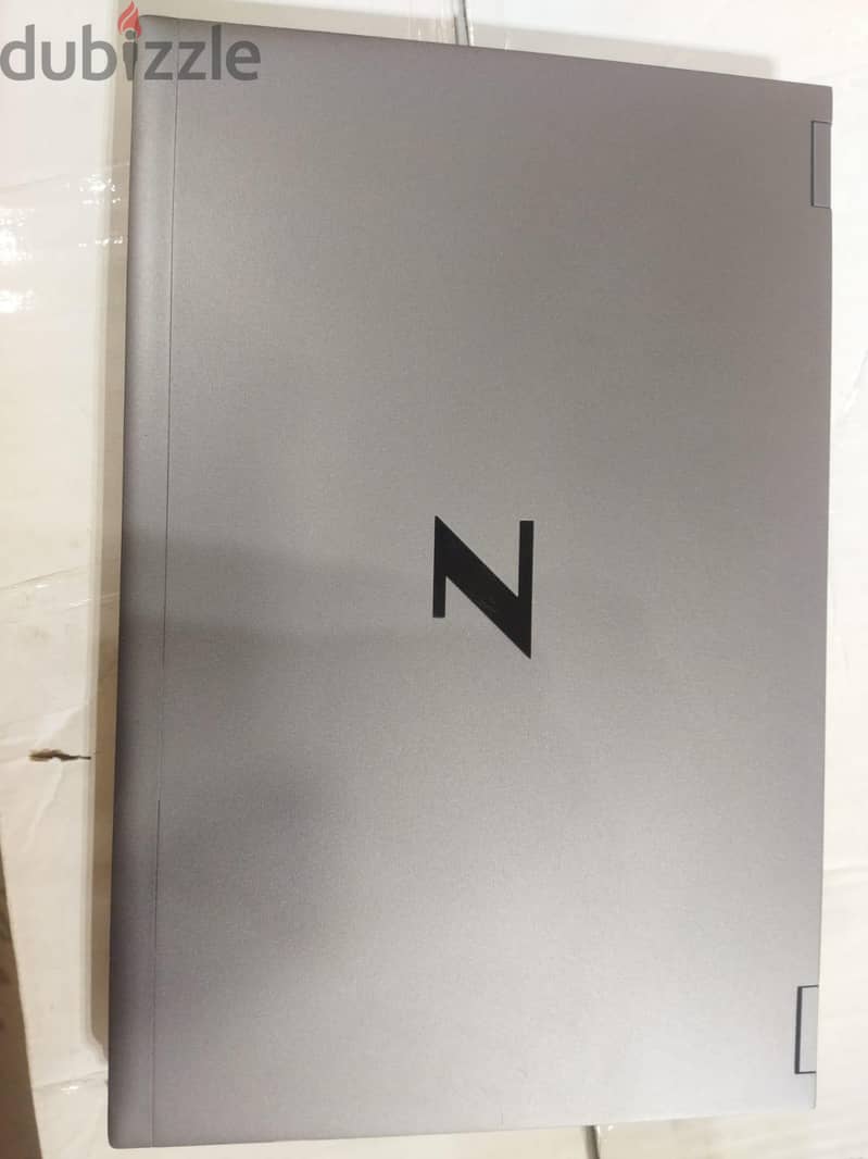 white store laptop 4