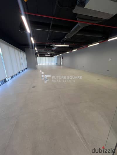 Office headquarters 318m fully finished administrative license for rent in Hyde Park New Cairo