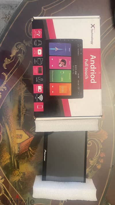 شاشه ٩ بوصه