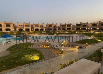 افضل سعر شاليه موقع مميز جداً على حمام السباحة و يرى البحر في لافيستا جاردنز La Vista Gardens