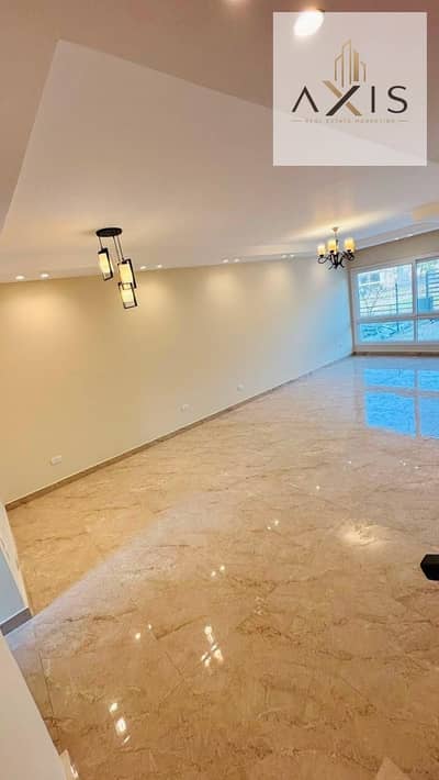 Townhouse for rent at an amazing price, 240 MSQ, in Grand Heights Compound el sheikh zayed