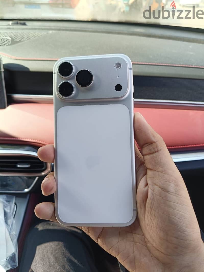 Apple - iPhone 17 Pro Max 1