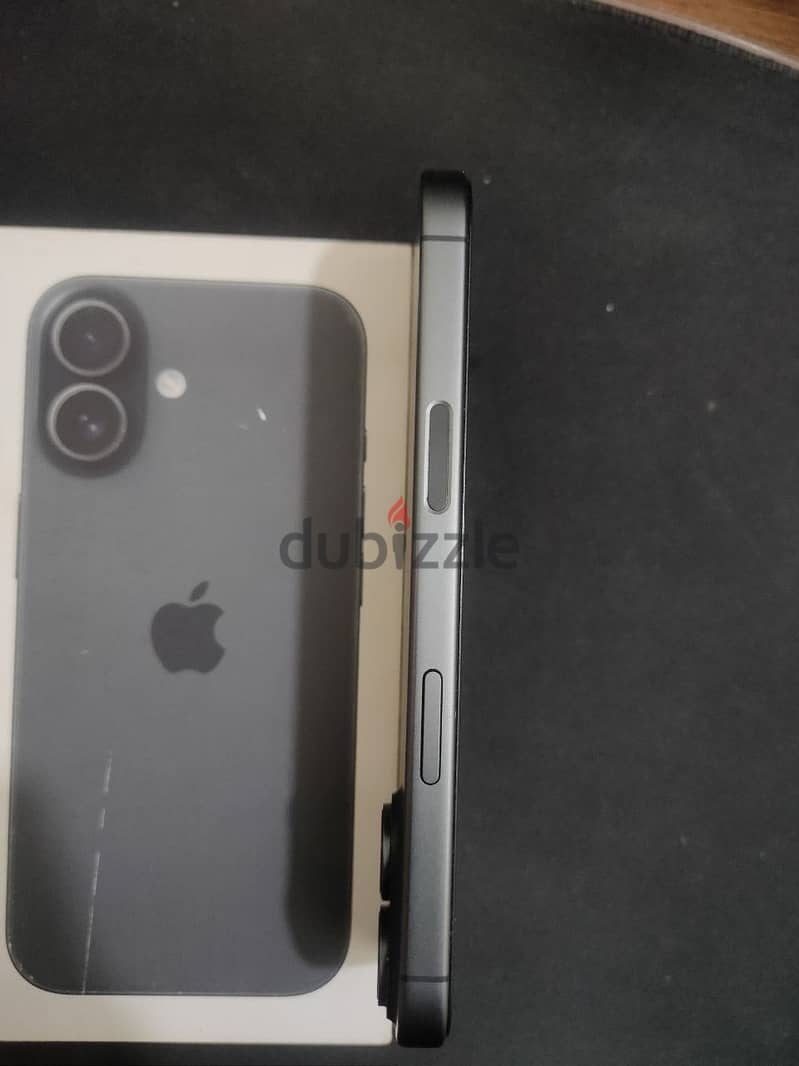 Apple - iPhone 17 3