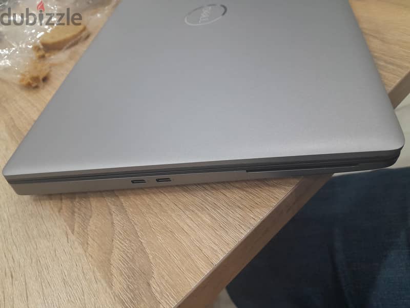 Dell Precision 7550 2