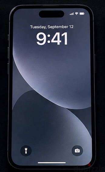 iPhone 15 128GB Black 2