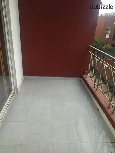 Townhouse for rent in Continental Residence, Sheikh Zayed. Large model, super lux, with kitchen & ACs. 5 BR (3 masters), nanny room & garden.
