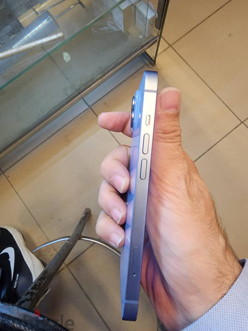 Apple - iPhone 14 1