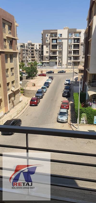 شقة للإيجار نصف مفروش – دار مصر القرنفل    موقع مميز داخل دار مصر القرنفل   مساحة 130 متر بتقسيمة ممتازة: