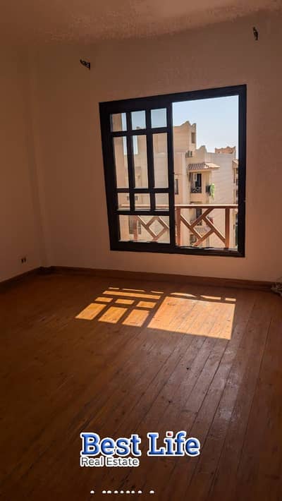 196 SQM Apartment for Sale in Rehab – Phase 5 | Open Villa View | 4 Bedrooms | Master Bedroom | Living Room | 1 Minute from Rehab Club & Gate 19