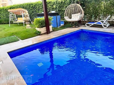 Mountain View October Park townhouse, 517 m² with 200 m² garden, 5 bedrooms, 5 bathrooms, elevator, spacious layout. Ideal for living & investment. Mountain View October Park townhouse, 517 m² with 200 m² garden, 5 bedrooms, 5 bathrooms, elevator, spacious layout. Ideal for living & investment.