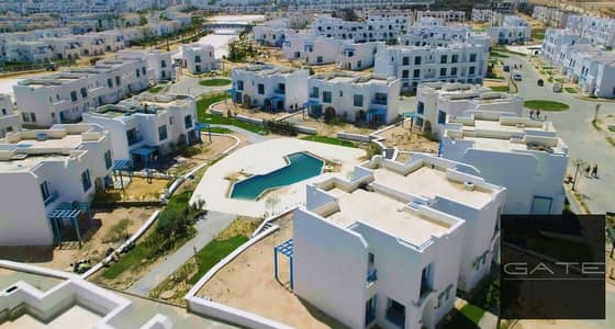 A great opportunity to own a Twin House with a direct lagoon view in the prime location of Crete Phase, overlooking the largest lagoon area, with imme