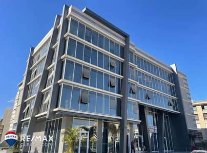 Fully Finished Office for Sale in compound azad – Fifth Settlement – New Cairo with lowest price with Underground parking slot included