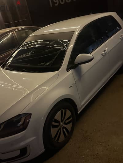 Volkswagen E Golf 2015