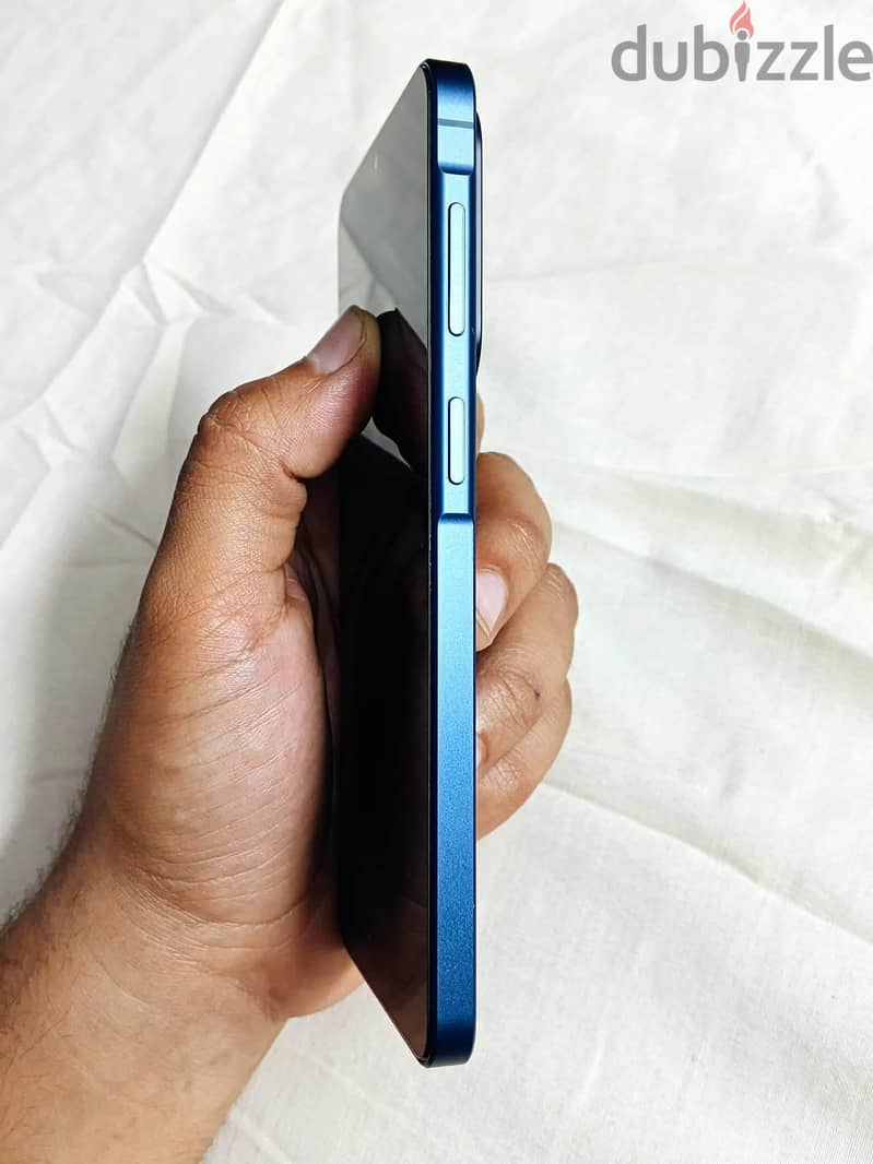 Samsung A57 256 ram 12 3