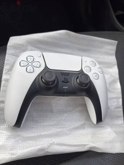 Ps5 joystick for sale used 5 times
