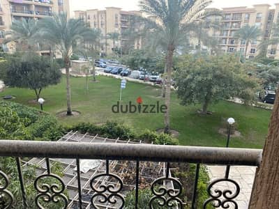 الوقت الماسب للشراء للبيع شقه 180 متر مدينة الرحاب دور ثالث يوجد 2 أسانسير نموذج مميز تشطيبات خاصة فييو جاردن موقع رائع خطوات من مول افنييو وكارفور ما