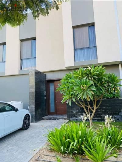 5-bedroom Villa Estandalon with a private pool and fully finished interiors, featuring panoramic views, available with a 15-year payment plan, located