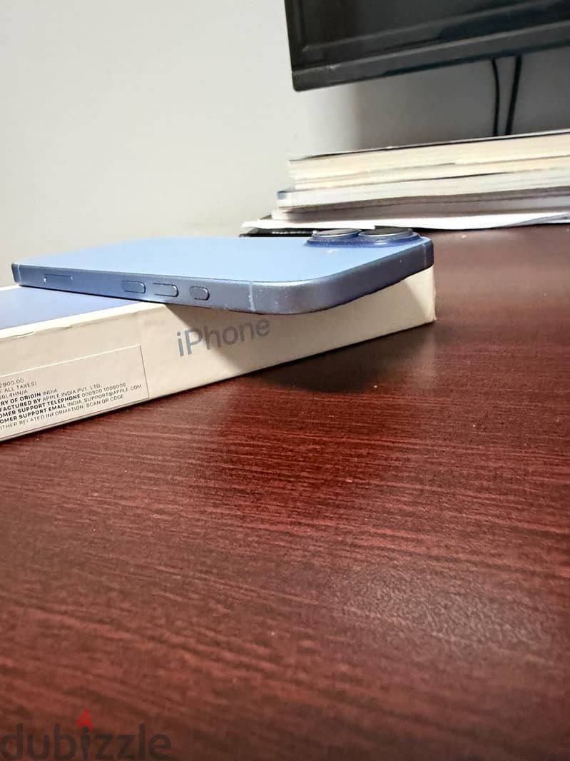 Apple - iPhone 17 3