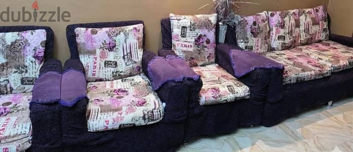طقم أنترية للبيع بحالة جيدة ونظيف