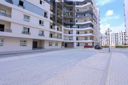 A 200m² apartment in R7, fully finished and ready for immediate delivery, with installments over 7 years. A great opportunity in the heart A 200m² apartment in R7, fully finished and ready for immediate delivery, with installments over 7 years. A great opportunity in the heart