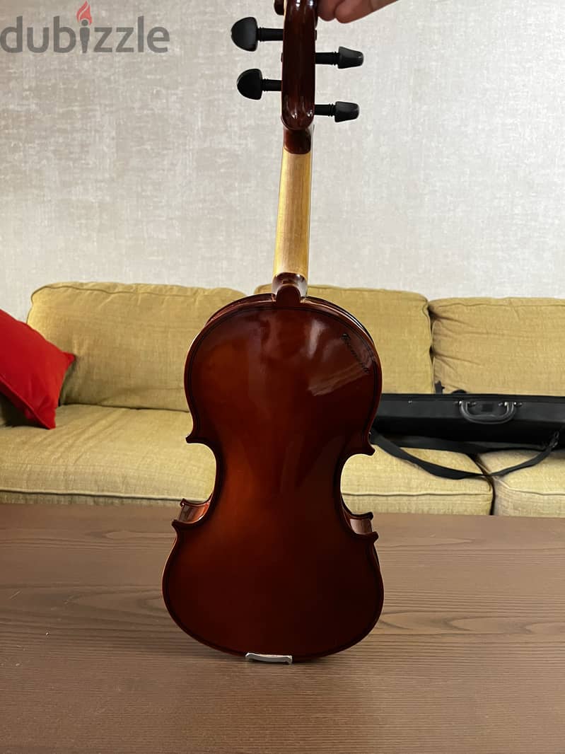 Perfect condition  Full-size 4/4 acoustic violin 5