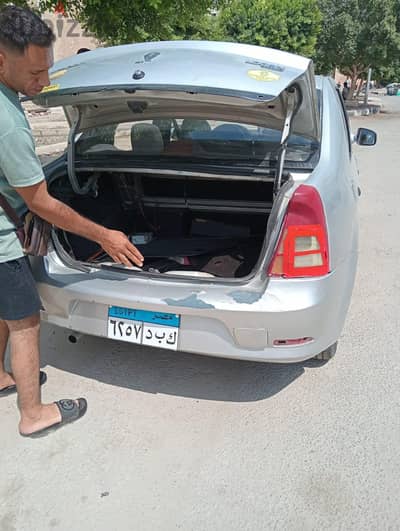 Renault Logan 2012