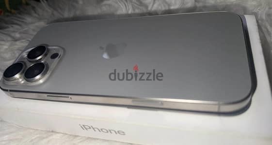 Apple - iPhone 16 Pro Max