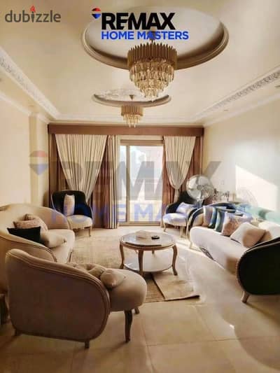 A distinctive apartment for sale in Al-Jami'a neighborhood - on the main road