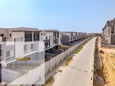 Townhouse for sale in Trio Gardens Compound – installments over 9 years.